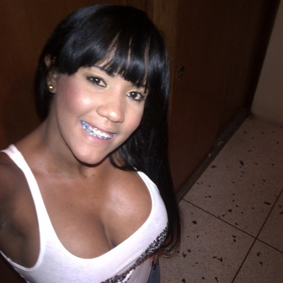 Meet your Posher, Maria alejandra - Picture 1 of 1